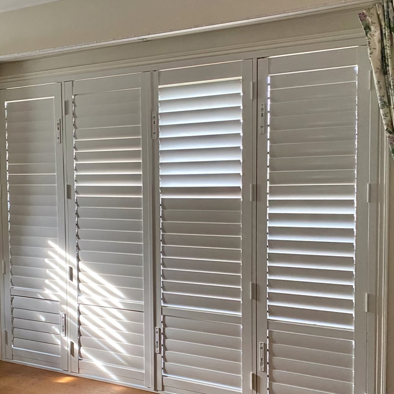 Pintu Louvered